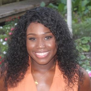 Meet your Posher, Ebony